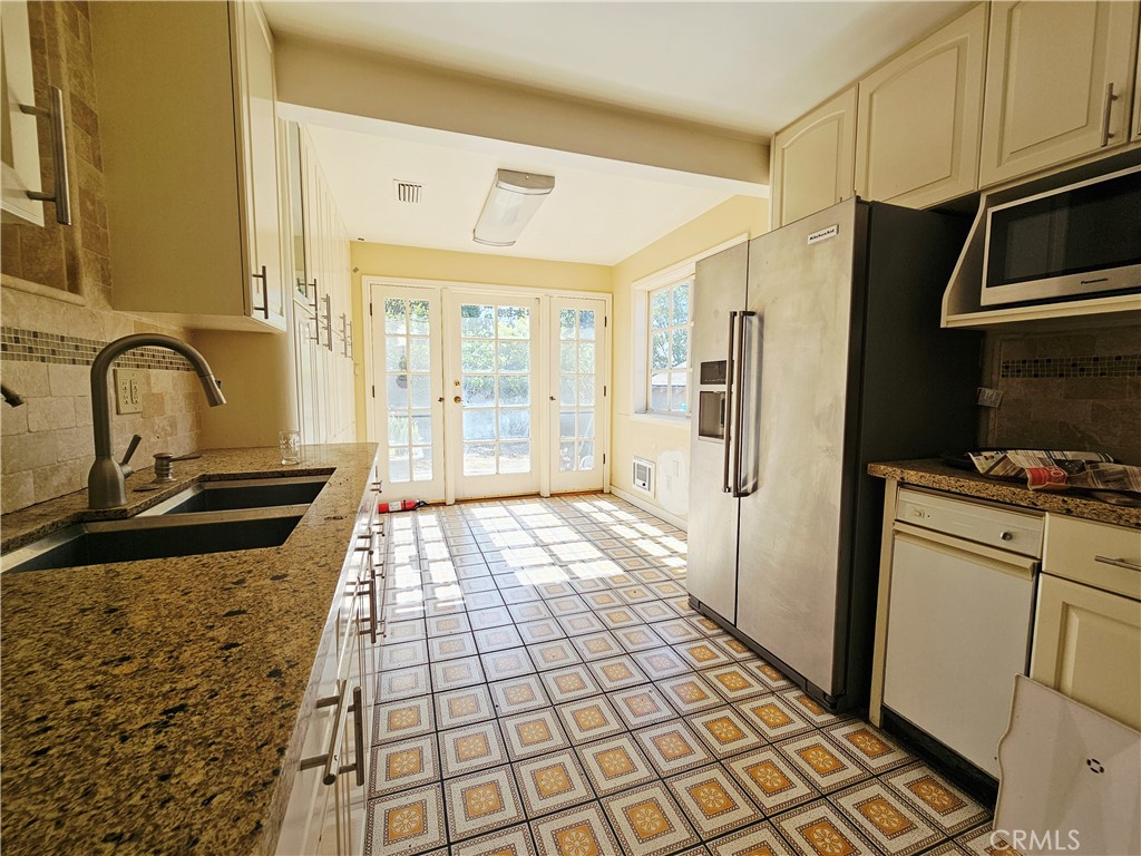 Property photo 34