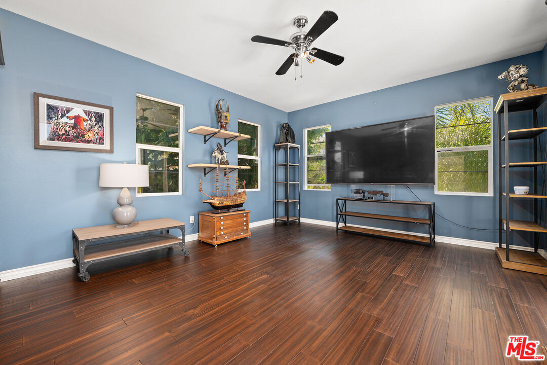Property photo 36