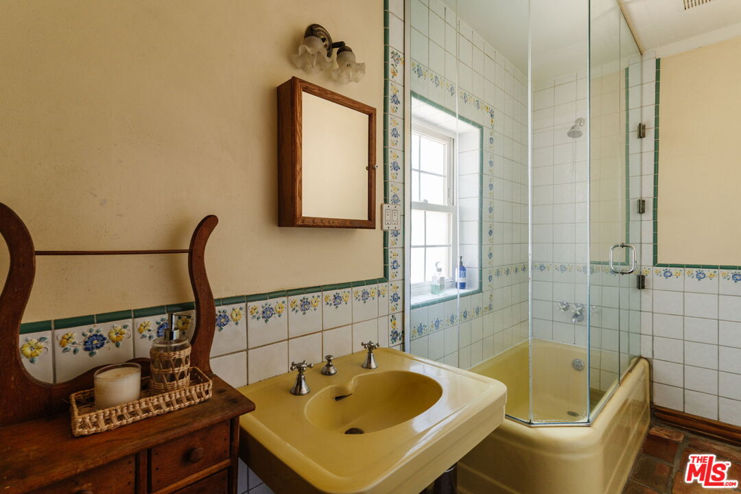 Property photo 45