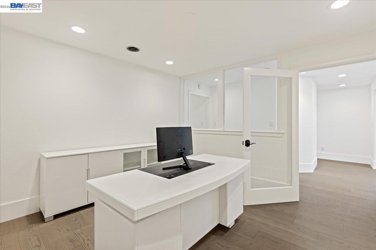 Property photo 46
