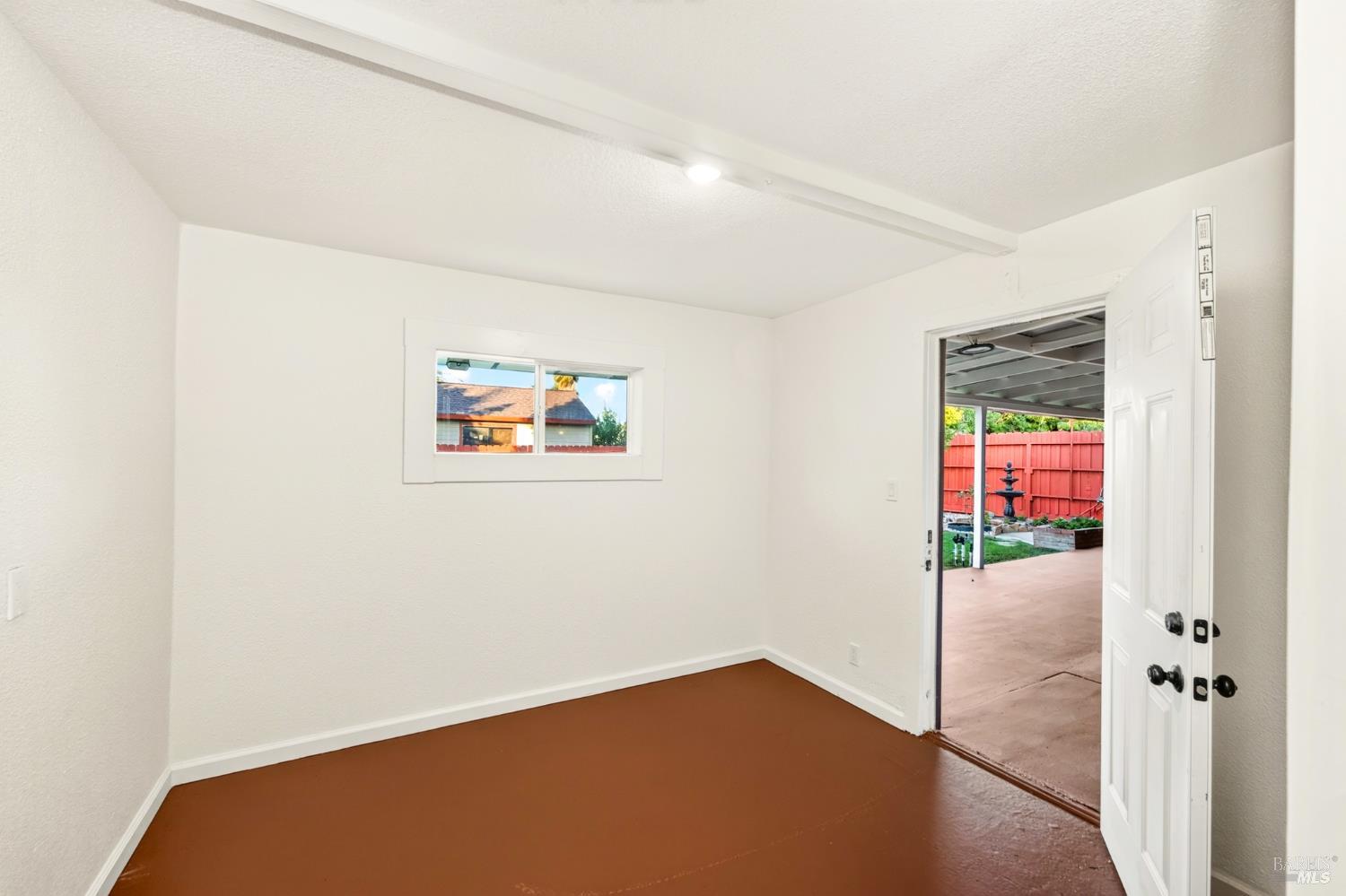 Property photo 32