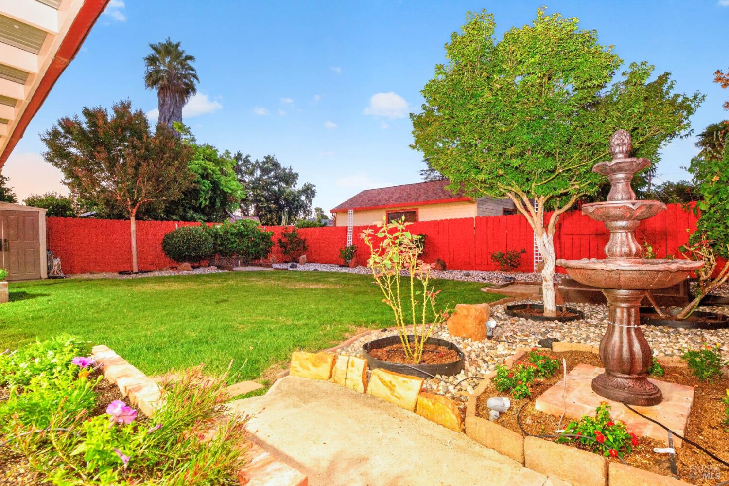 Property photo 38
