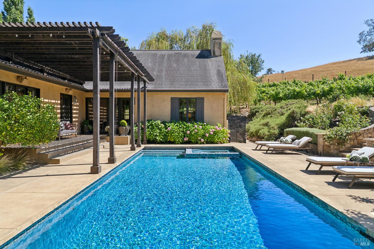 Property photo 38