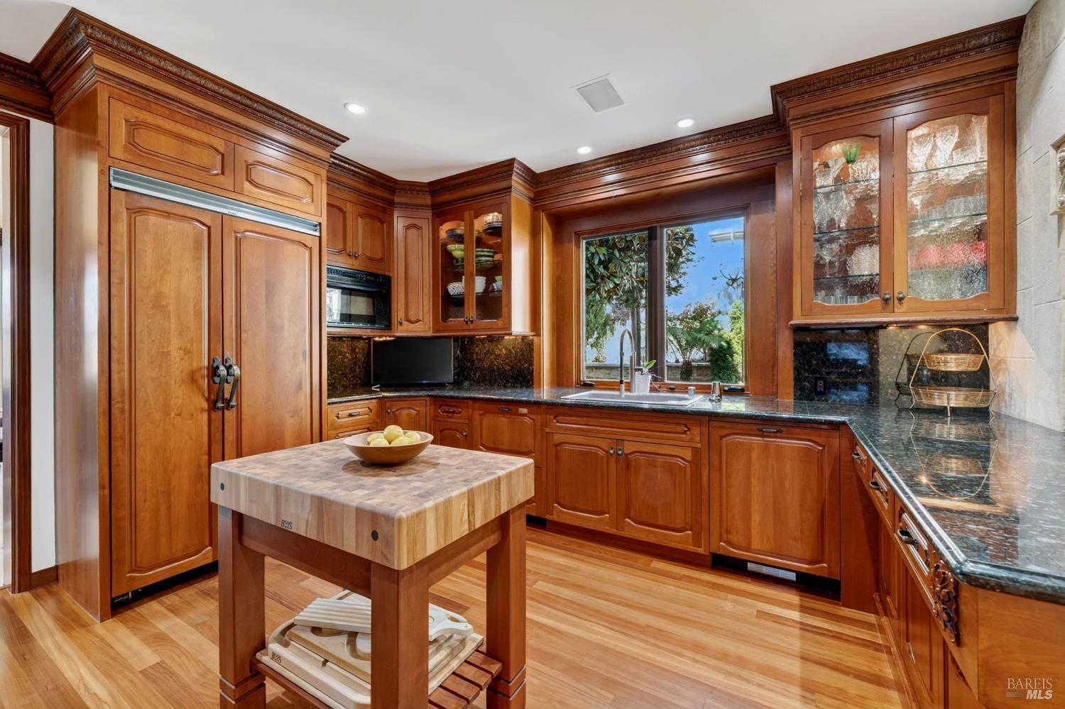 Property photo 44