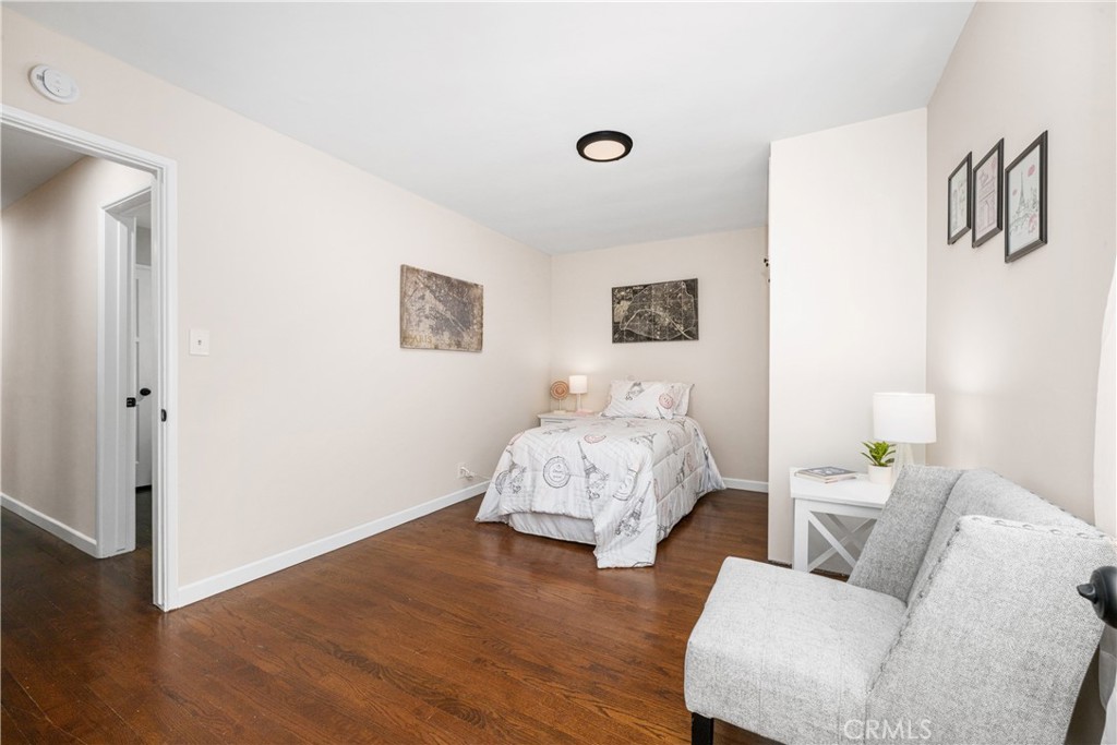 Property photo 33