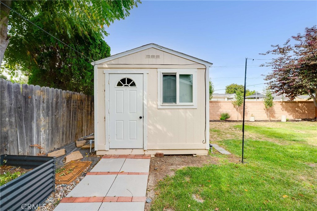 Property photo 32