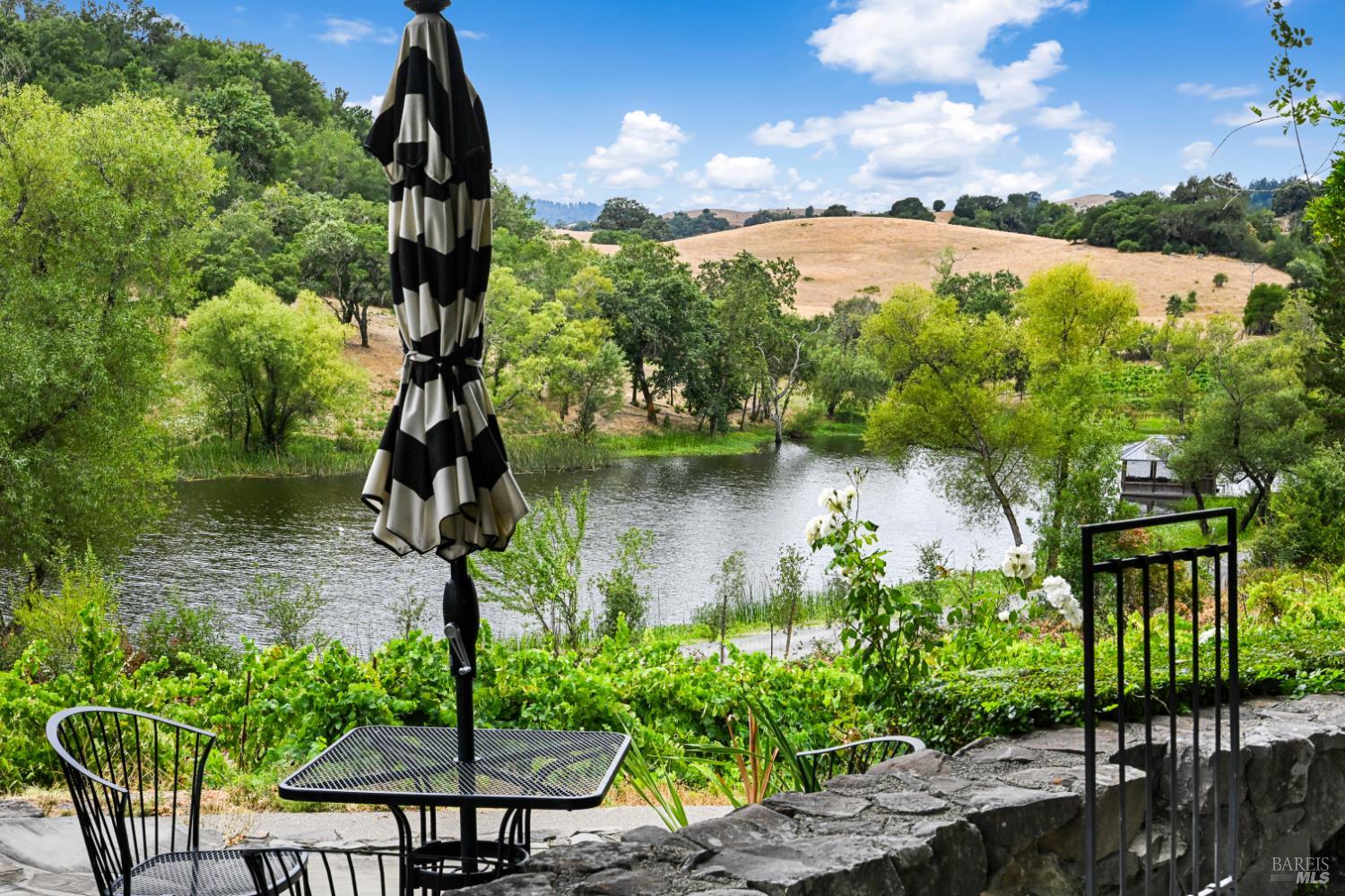 Property photo 33