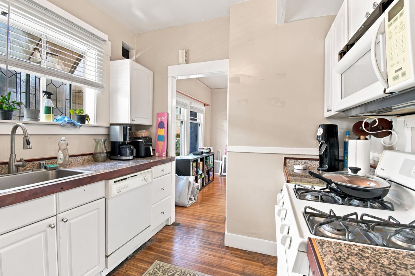 Property photo 44