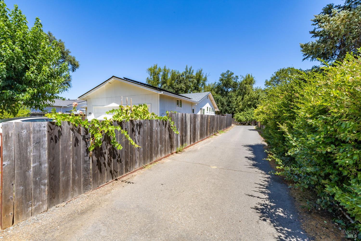Property photo 46