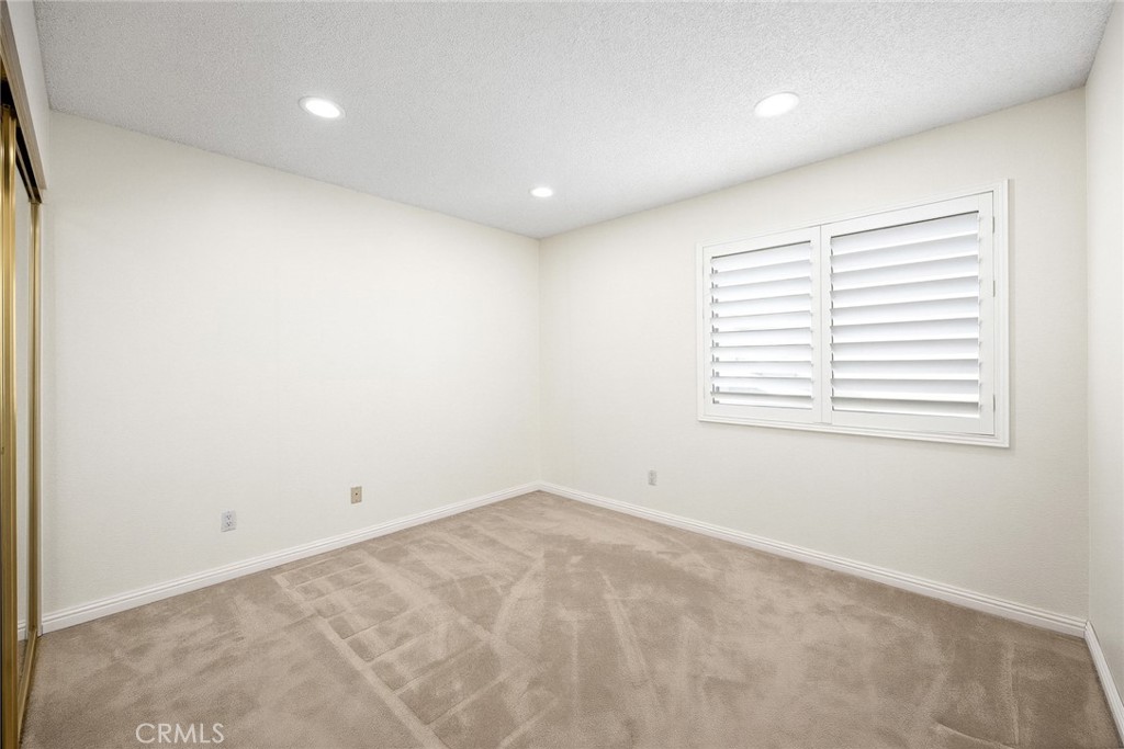 Property photo 50