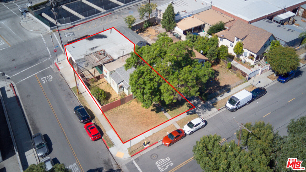 Property photo 32