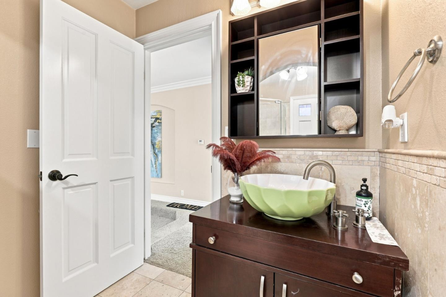 Property photo 46