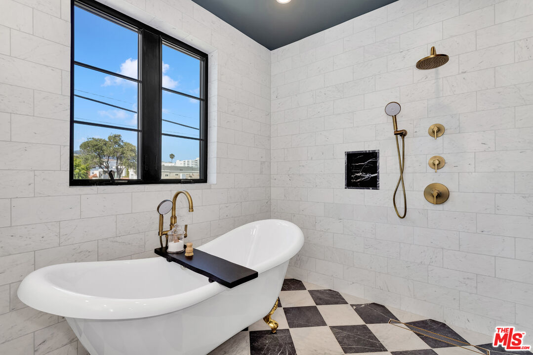 Property photo 47