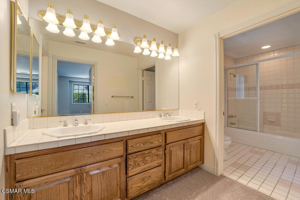 Property photo 40