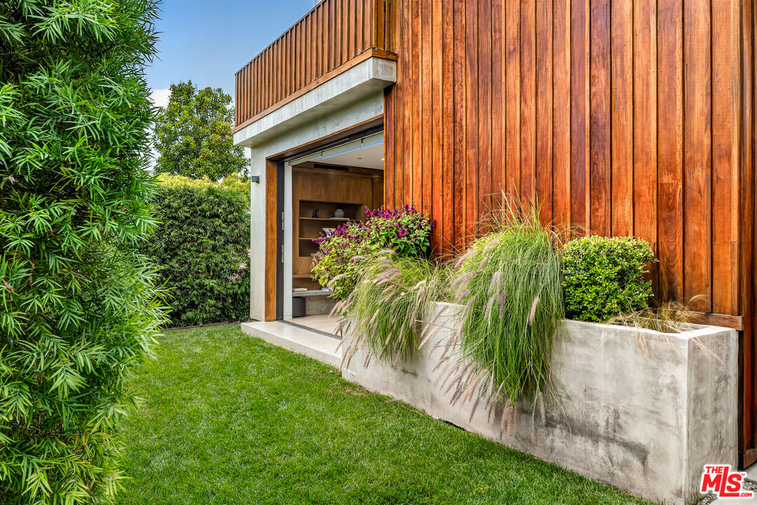 Property photo 42
