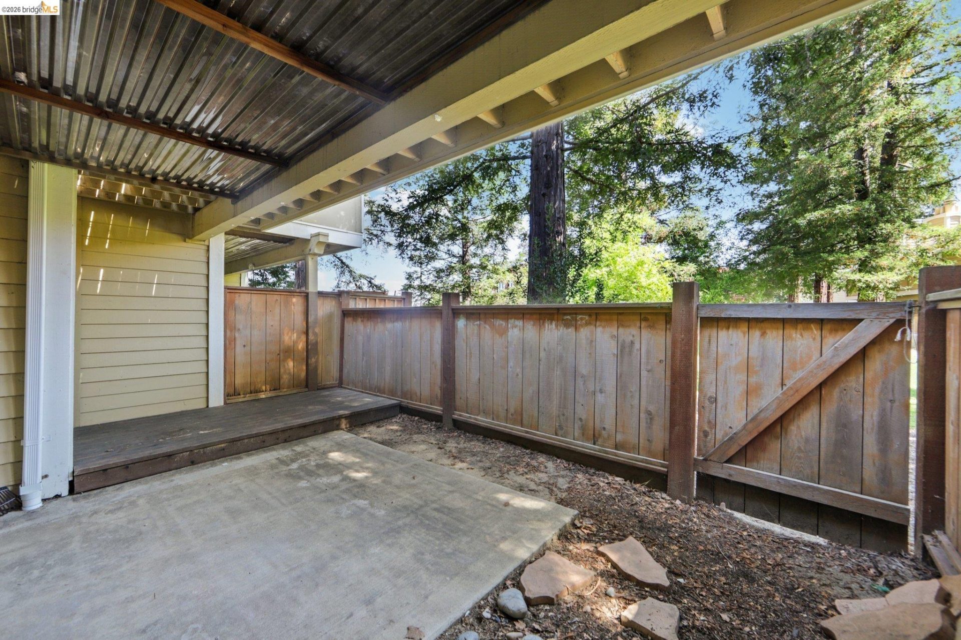 Property photo 32