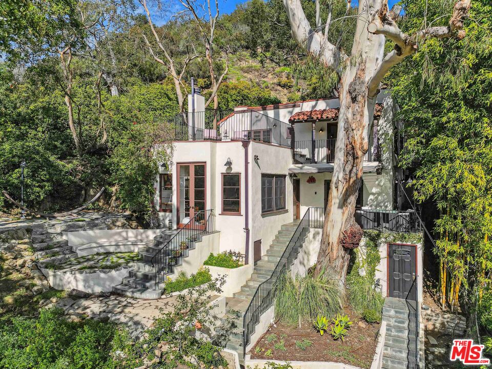 Property photo 33