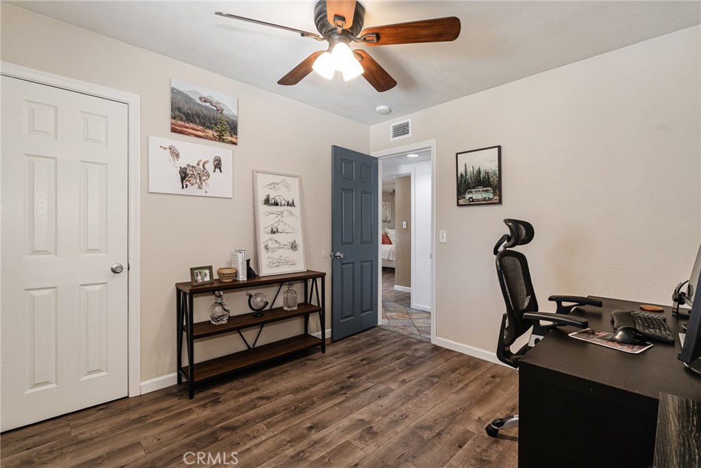 Property photo 24