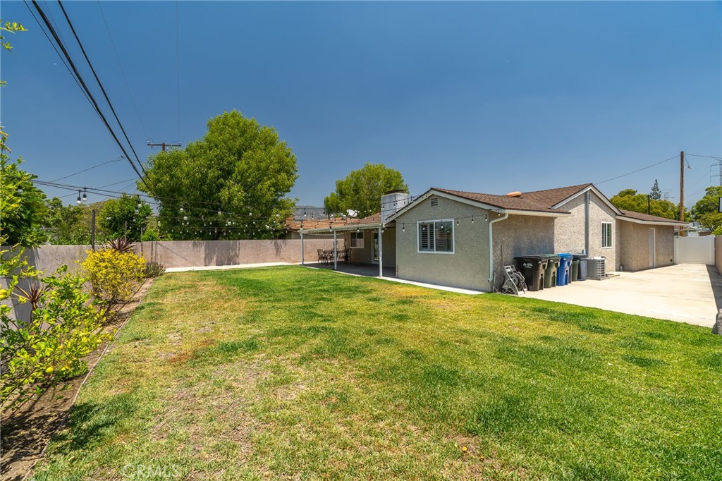 Property photo 38