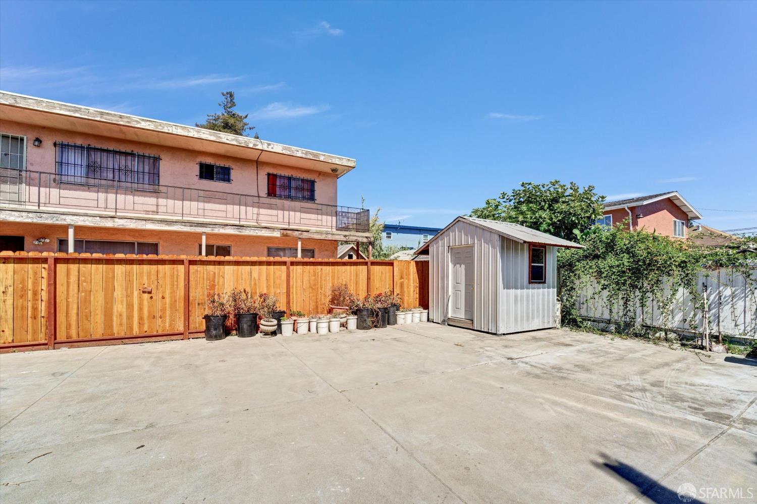 Property photo 35