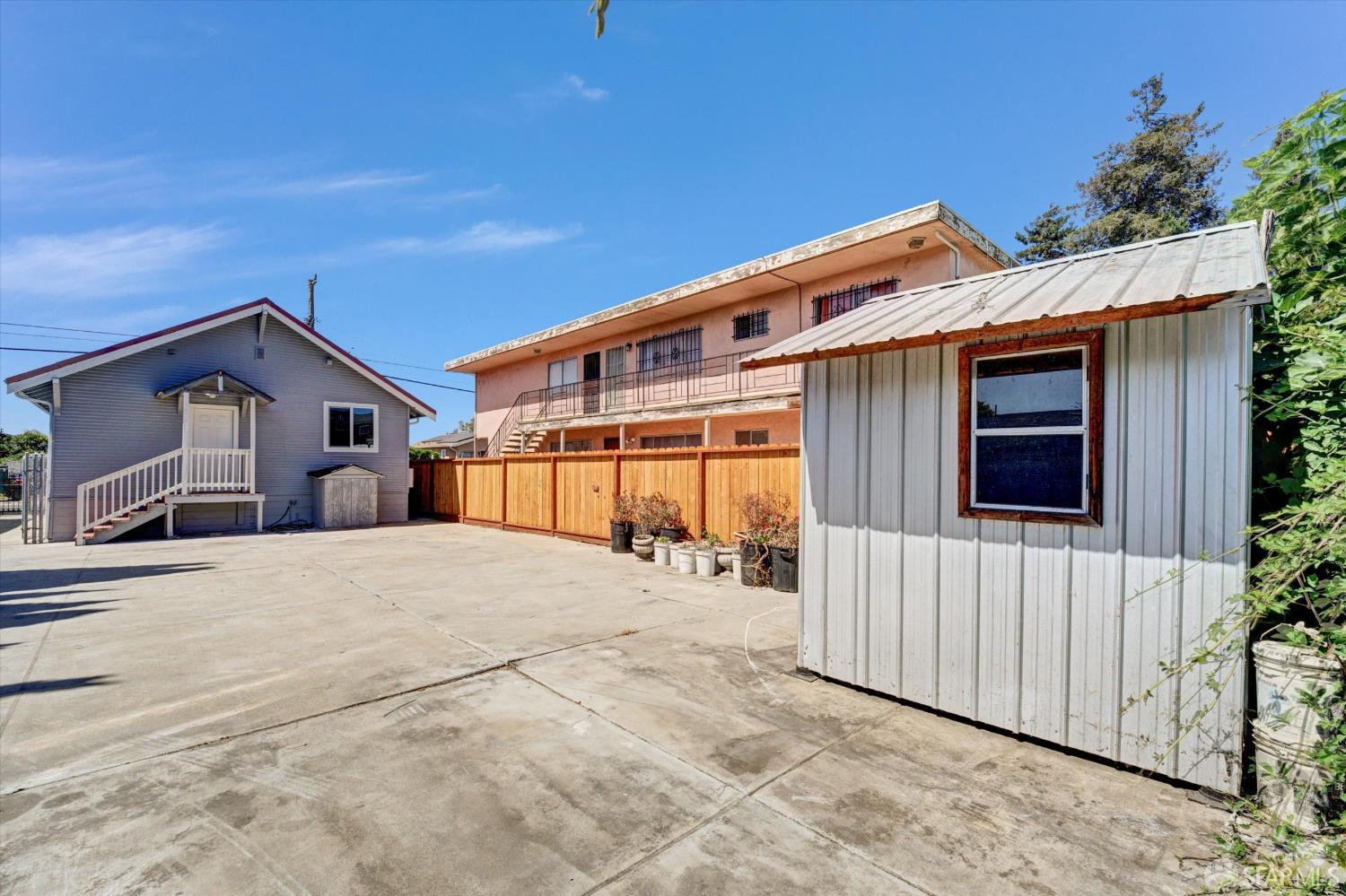 Property photo 36