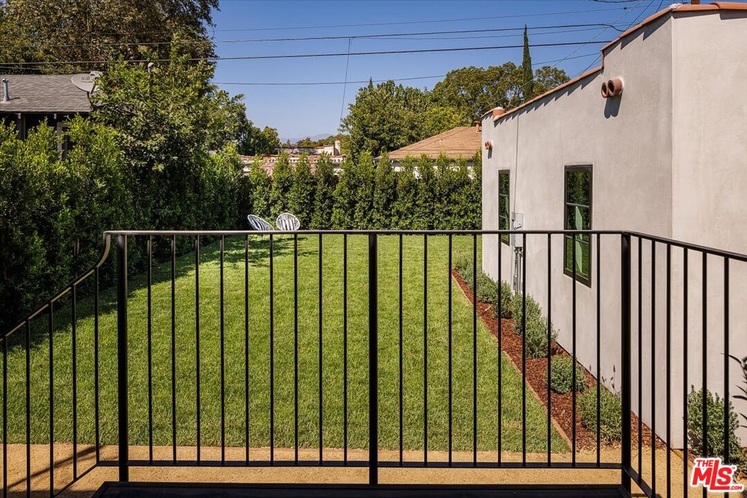 Property photo 33