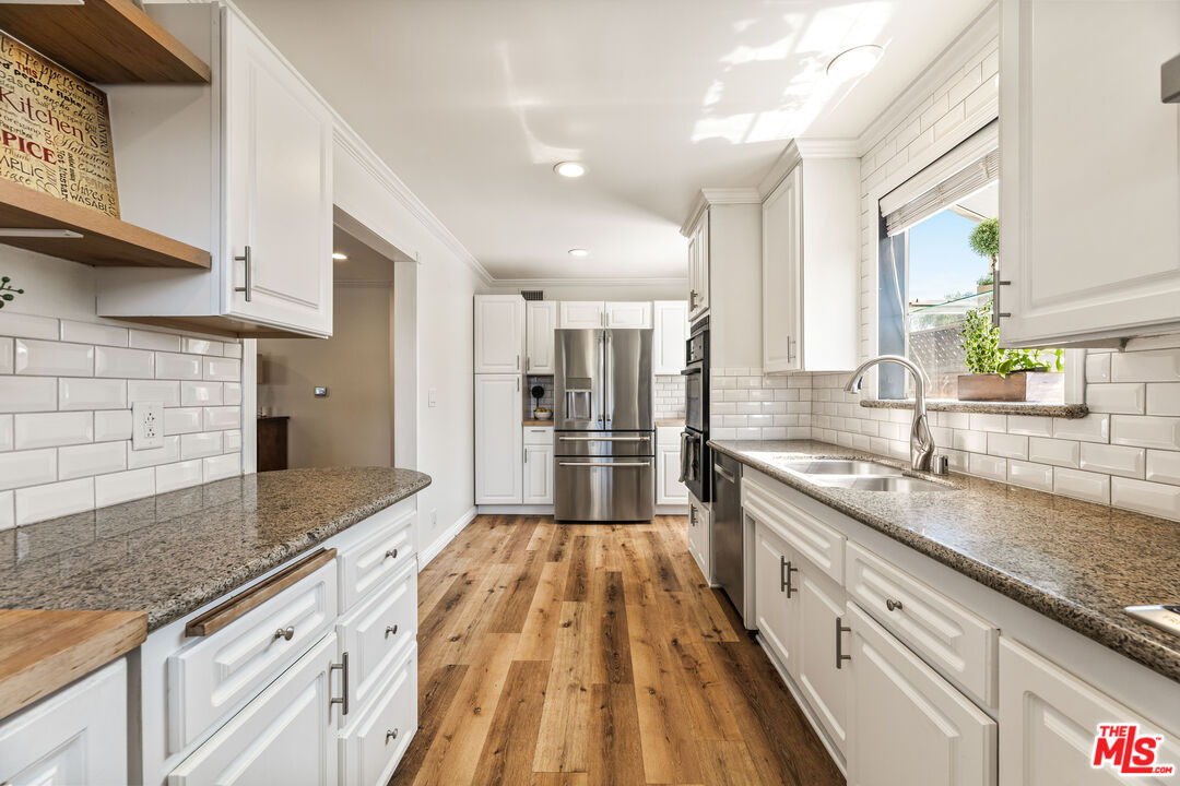 Property photo 25