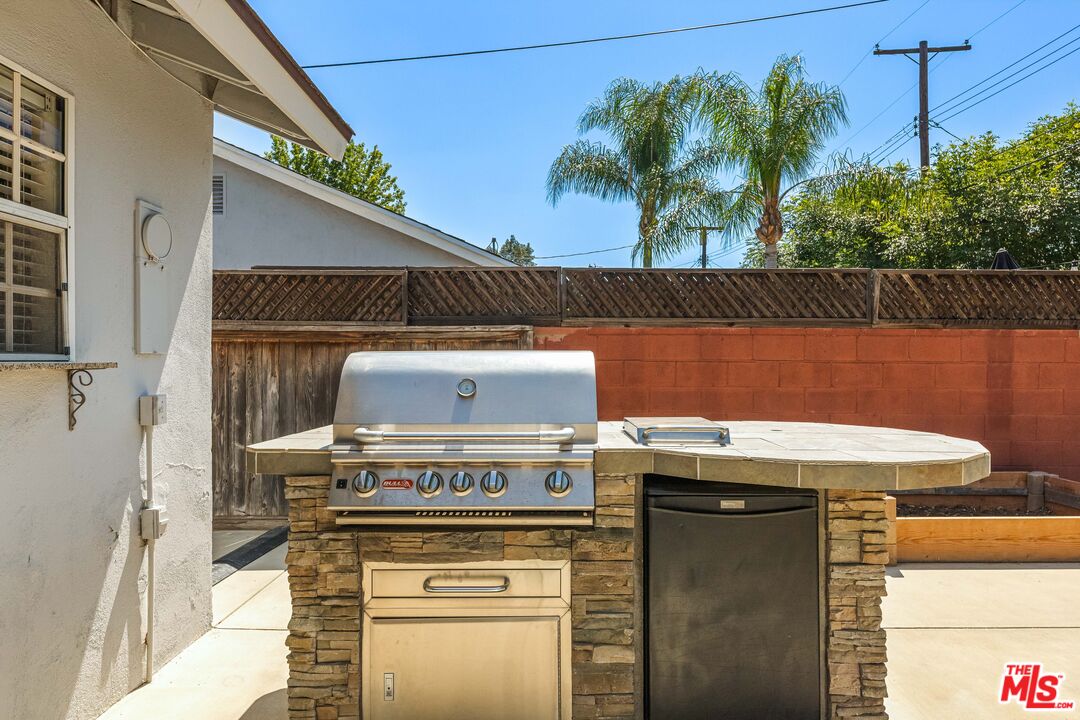 Property photo 35