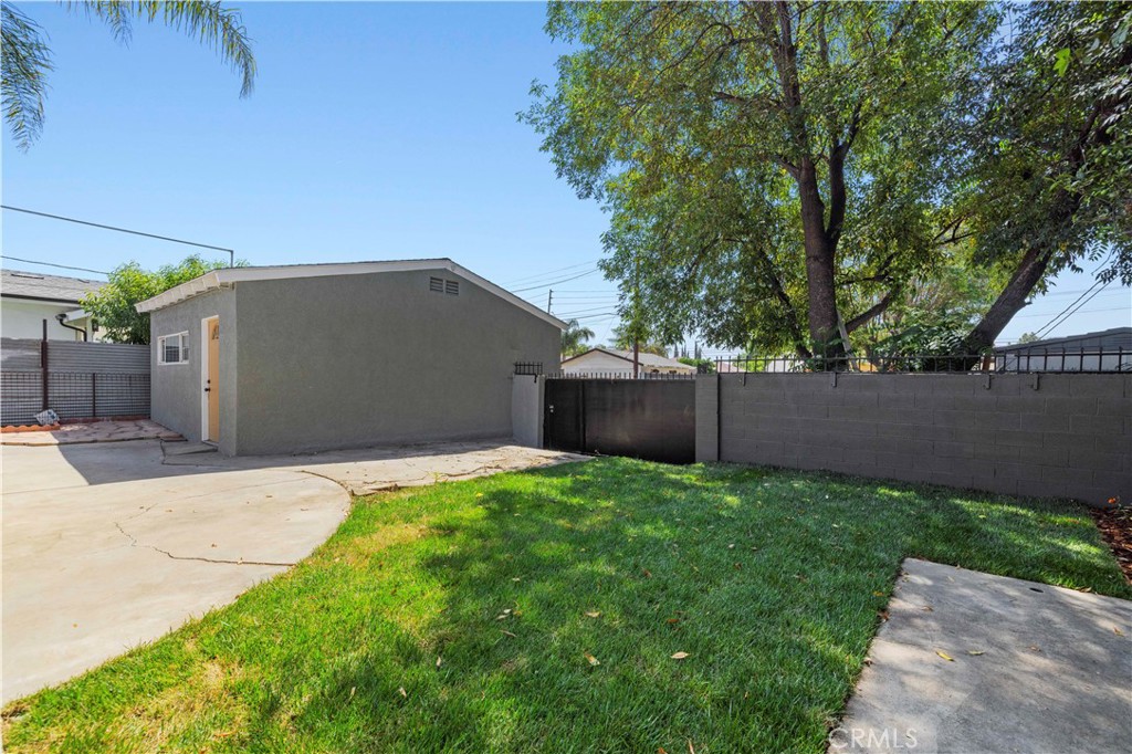 Property photo 33
