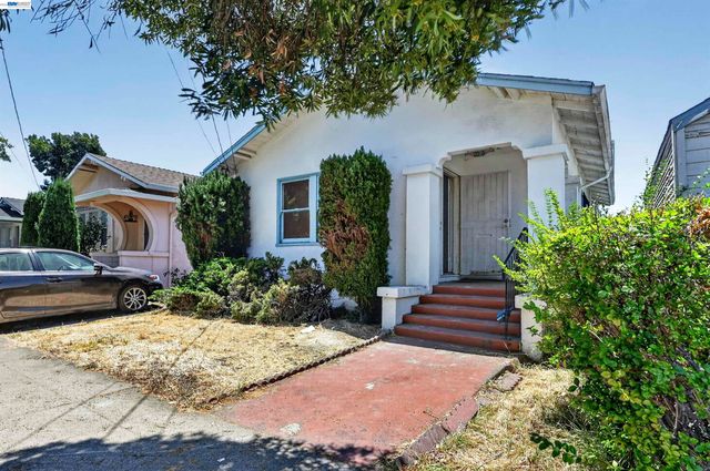 Property photo 35