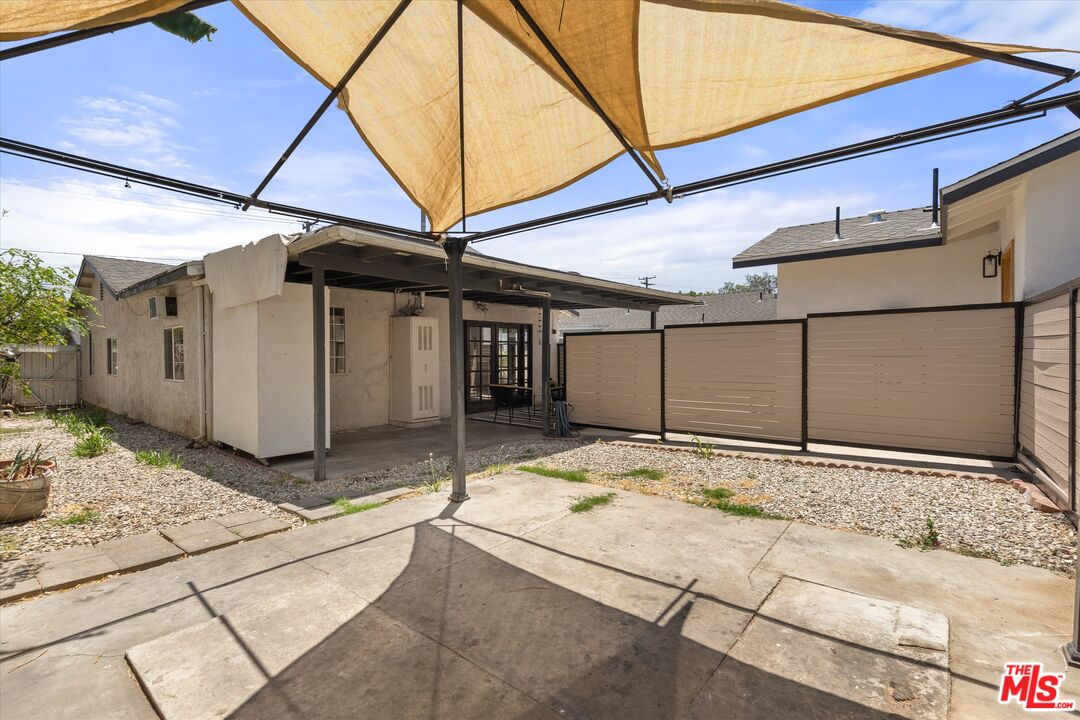 Property photo 25