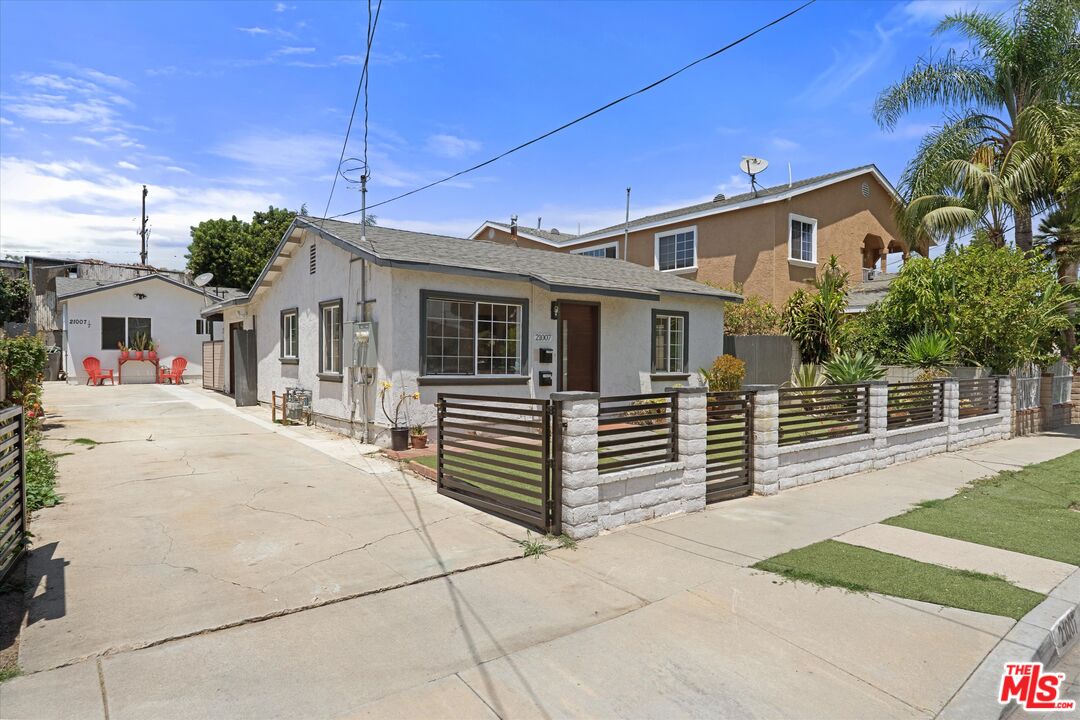 Property photo 37