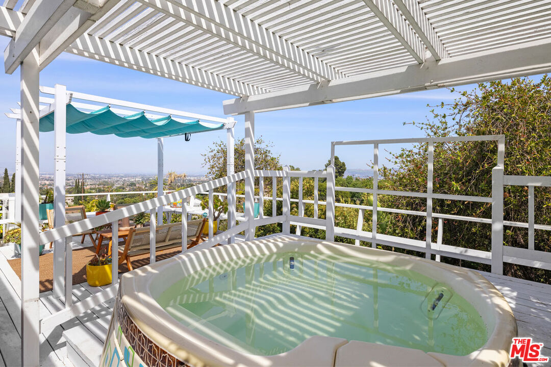 Property photo 22