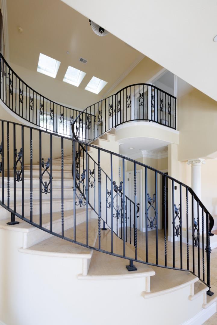 Property photo 37