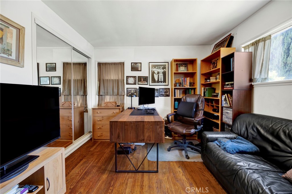 Property photo 31
