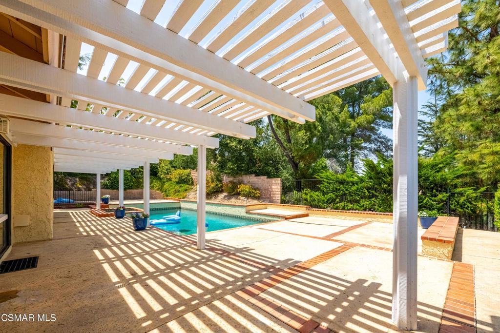 Property photo 38