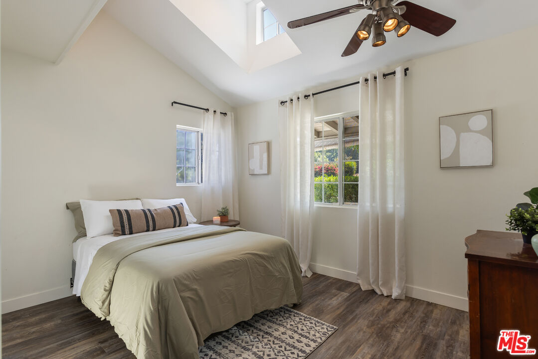 Property photo 43