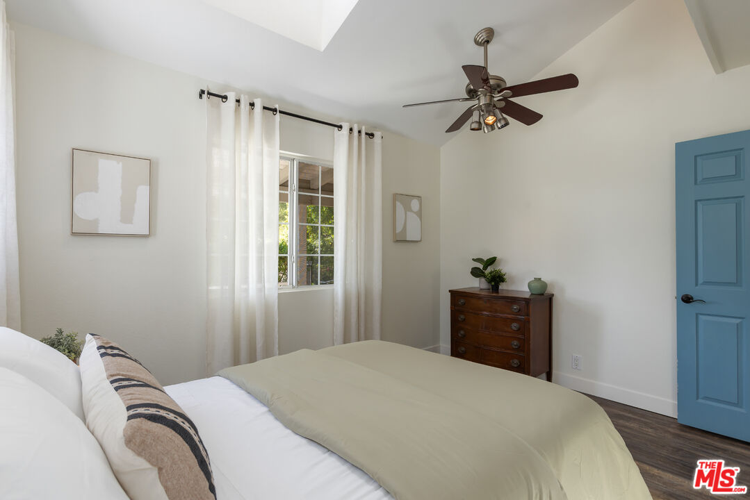 Property photo 44
