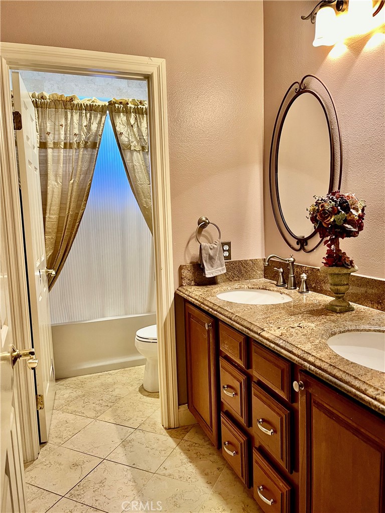 Property photo 25