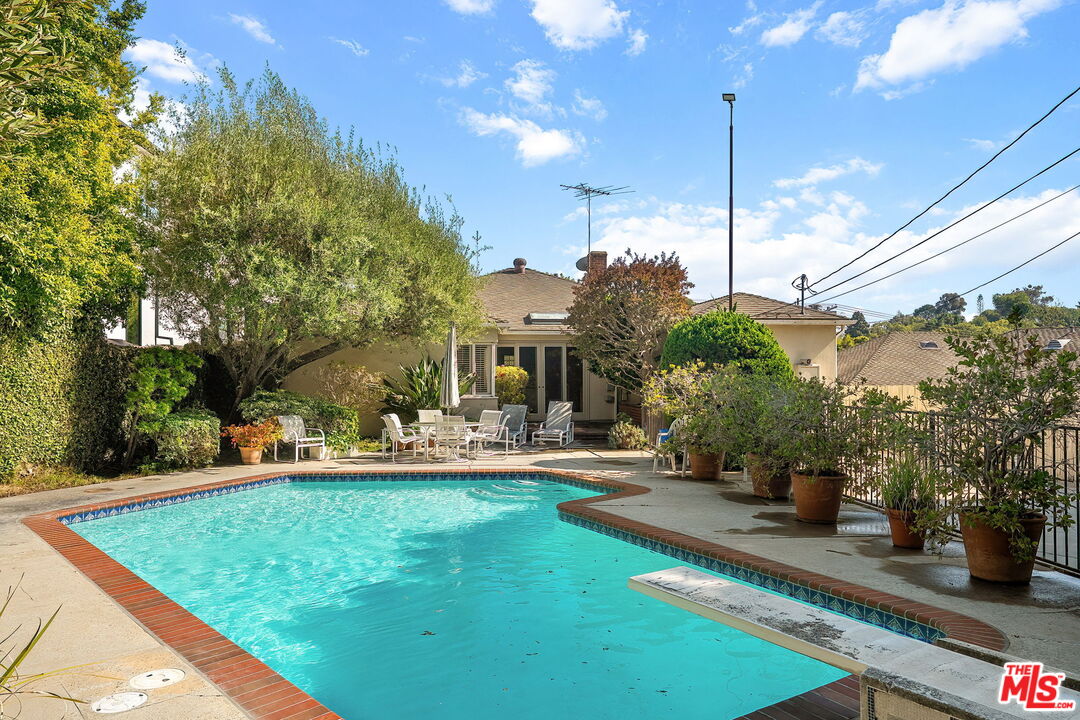 Property photo 40