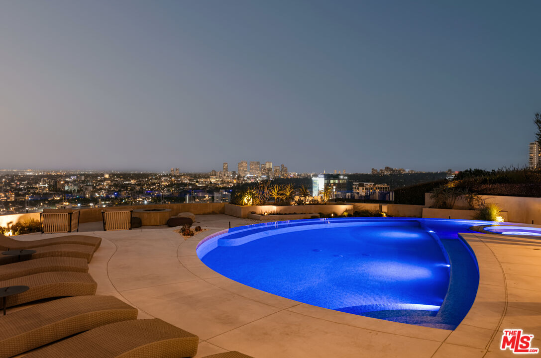 Property photo 32