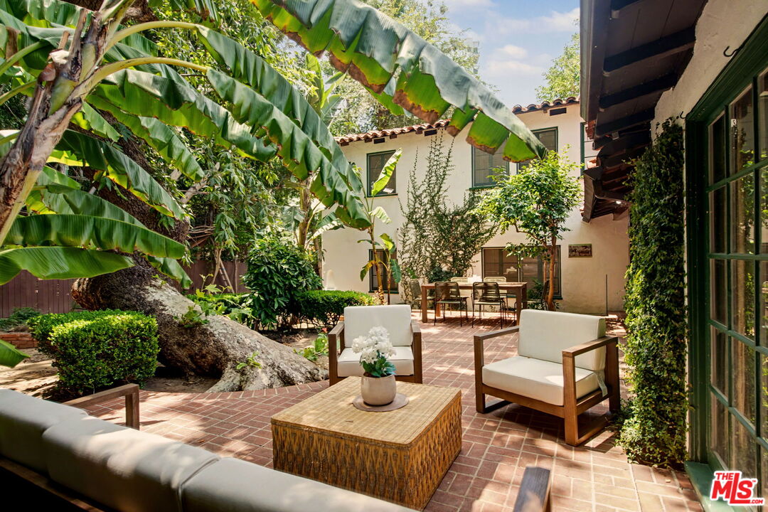 Property photo 37