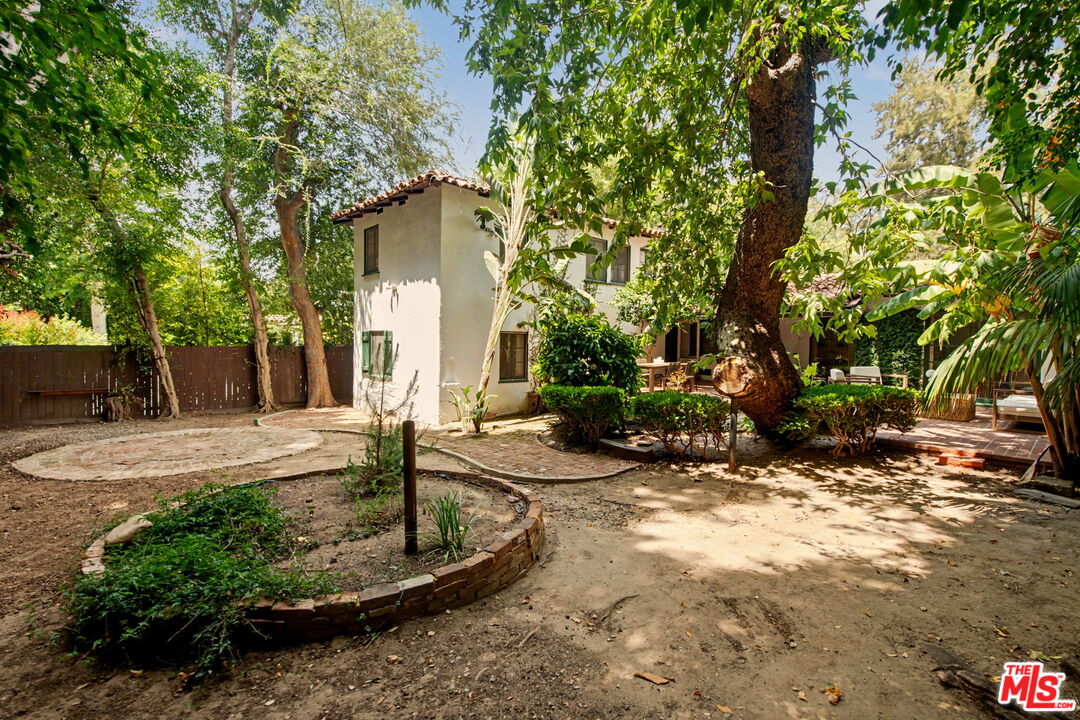 Property photo 43