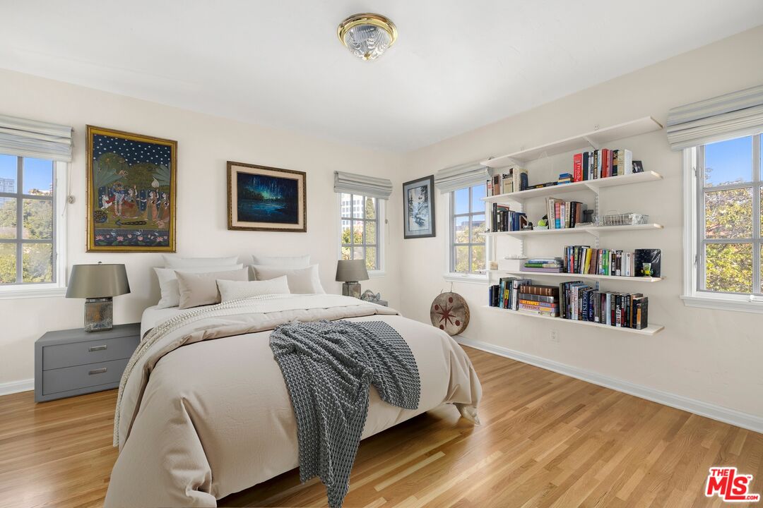 Property photo 25