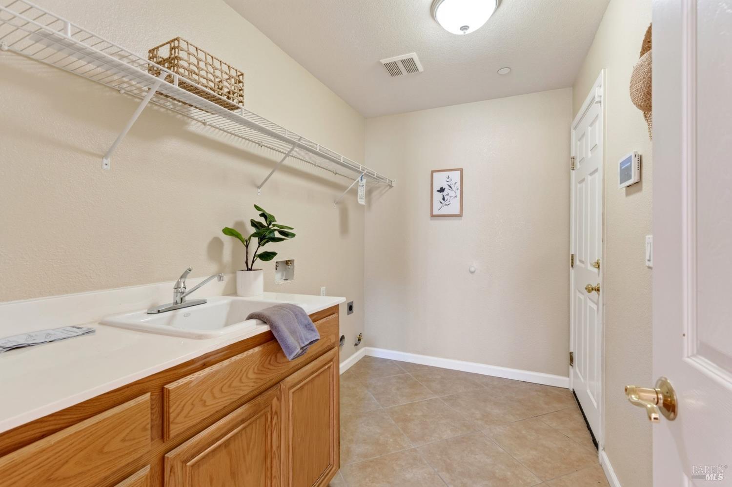 Property photo 51