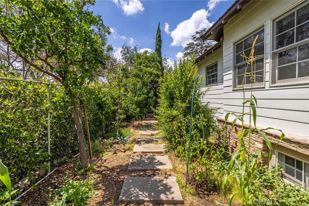 Property photo 42