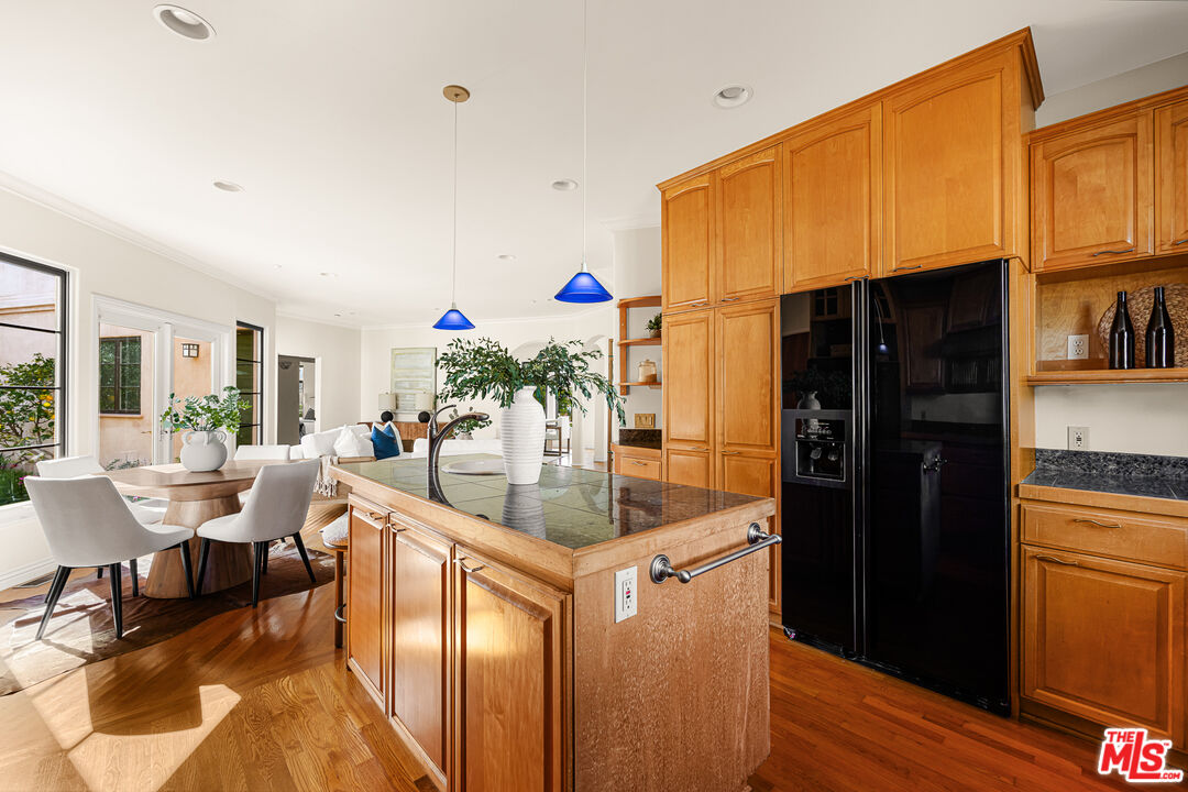 Property photo 24