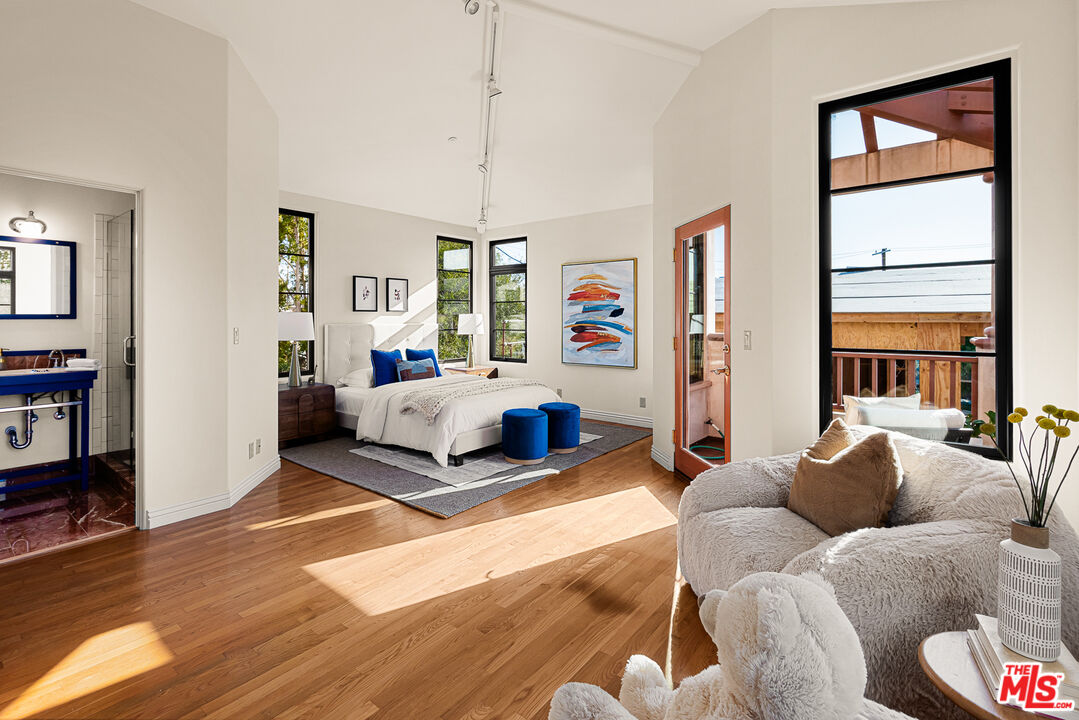 Property photo 42