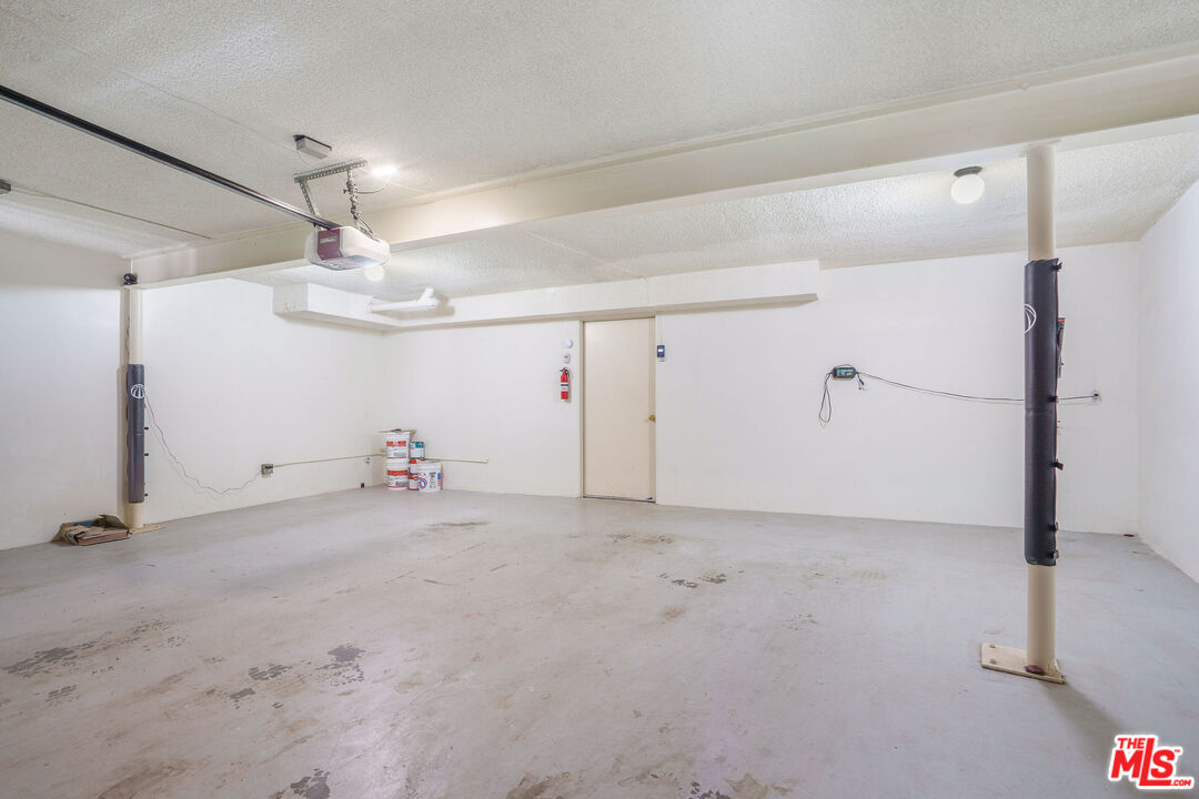 Property photo 50
