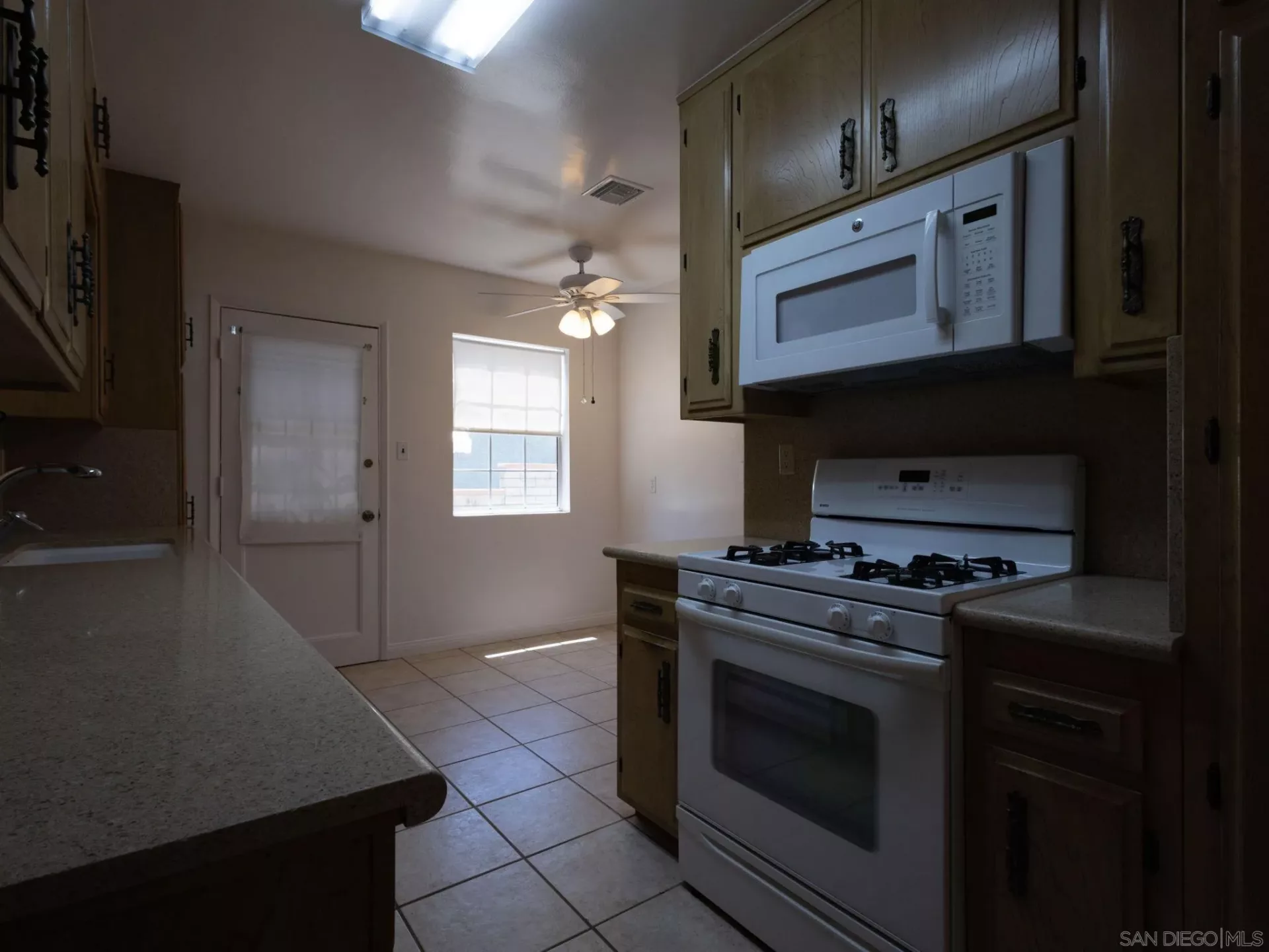 Property photo 33